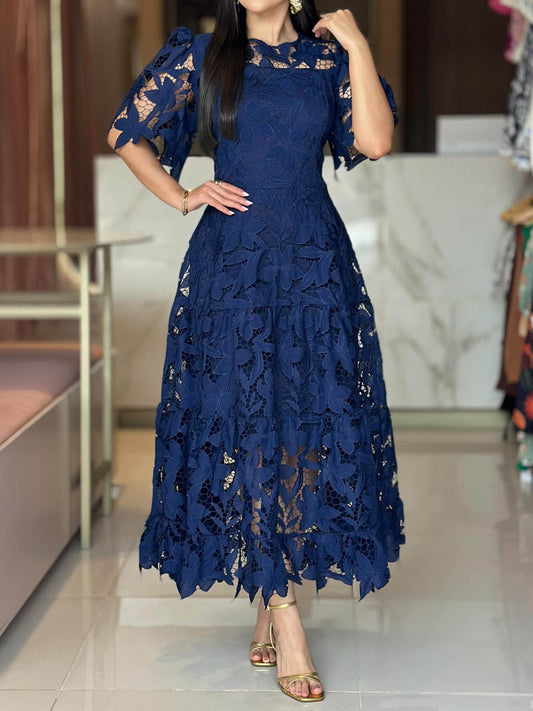 Abito Magico in Pizzo Elegante✨